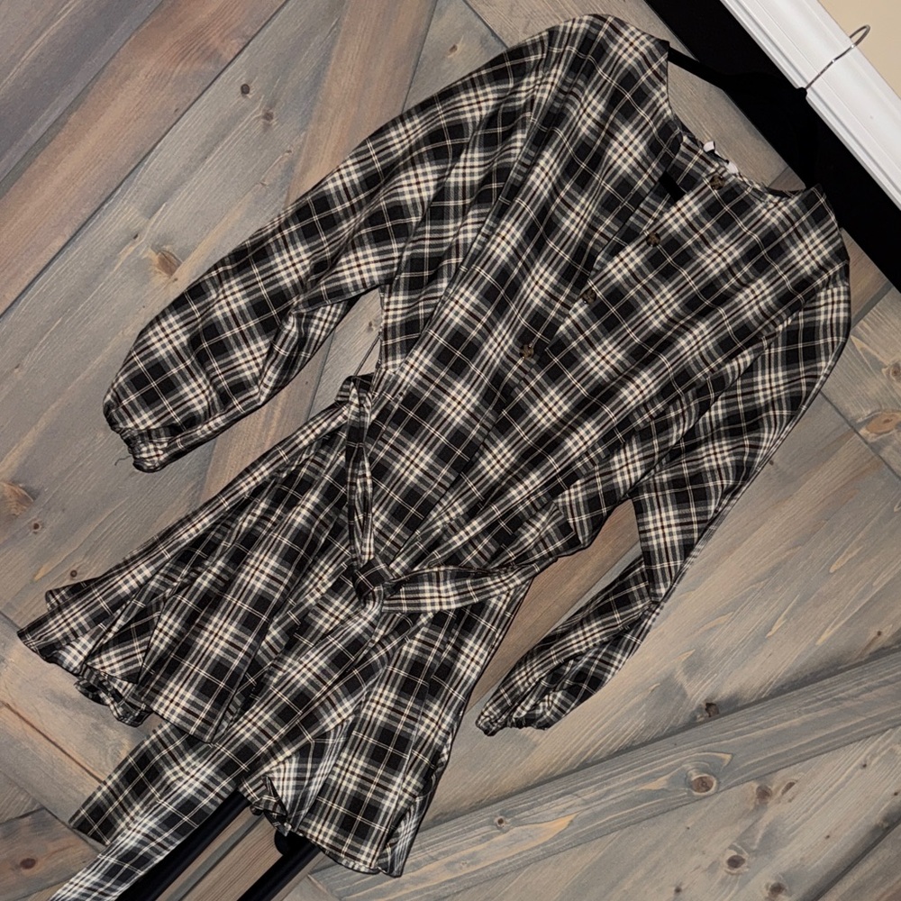 Gianni Bini Black and White Plaid Dress